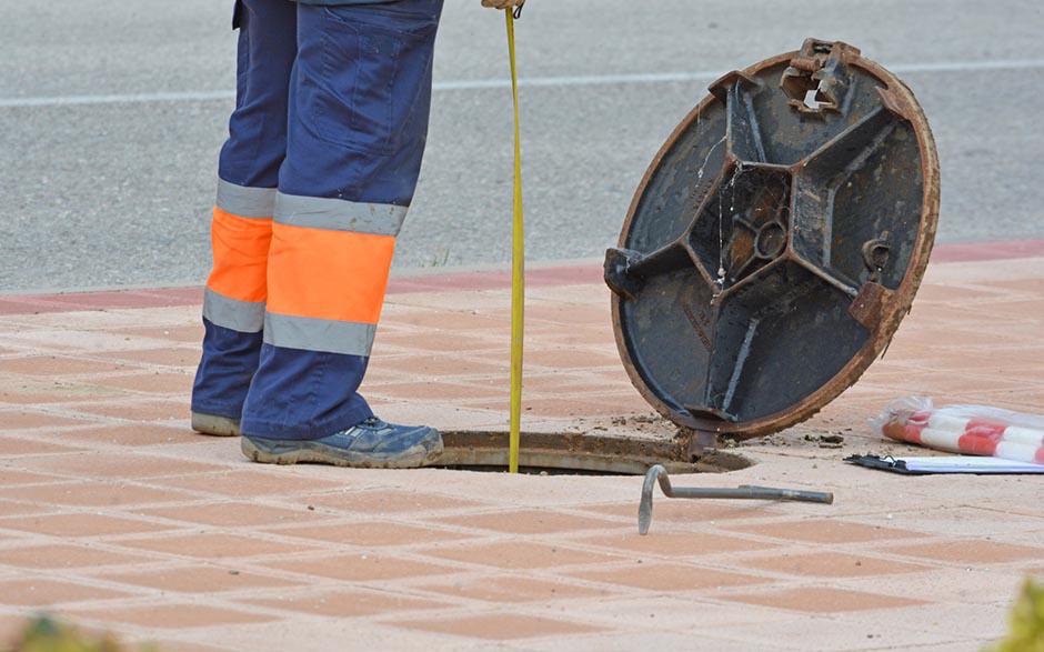 déboucher wc Magny-les-Hameaux